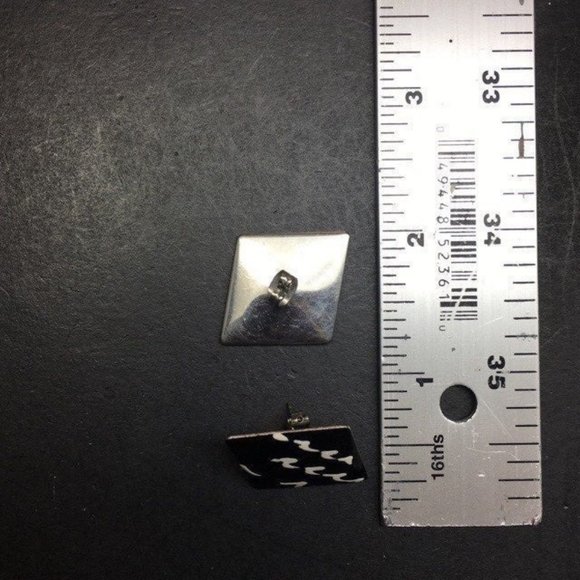 Diamond Pierced Earrings Black Enamel White Squiggle Square Retro Vintage BoHo - Picture 5 of 5